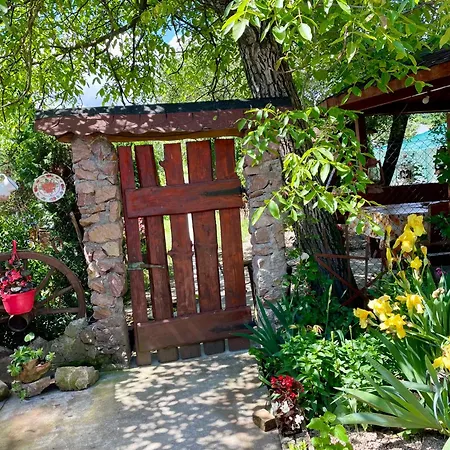 Bed & Breakfast Balla House *